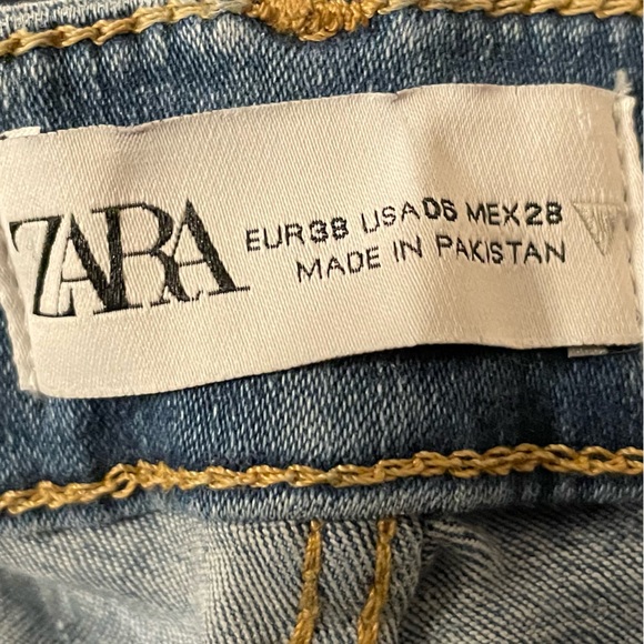 Zara High Rise Sculpt Jeans - Picture 3 of 4